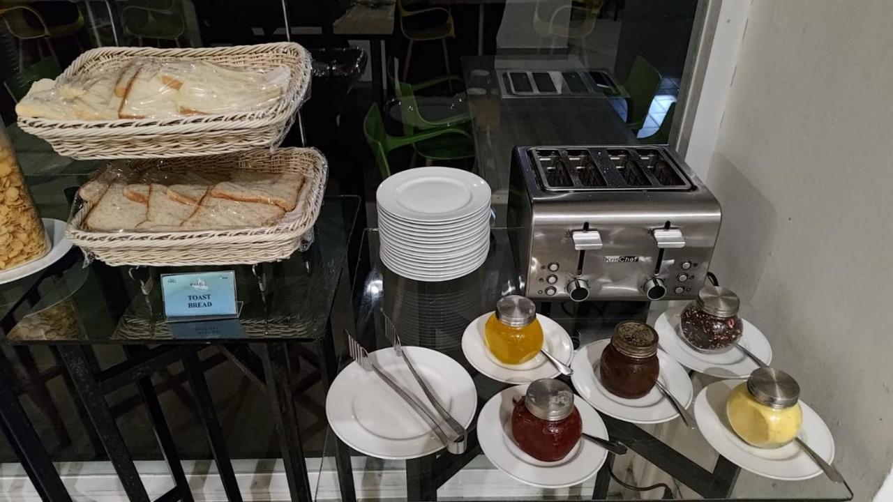 Khas Makassar Hotel Dış mekan fotoğraf